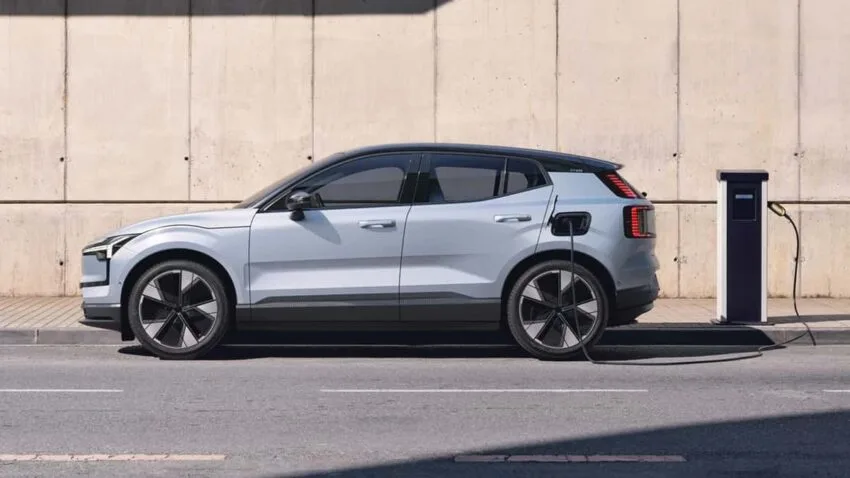 Zakaz sprzedaży samochodów spalinowych ma ocalić życie setek tysięcy osób