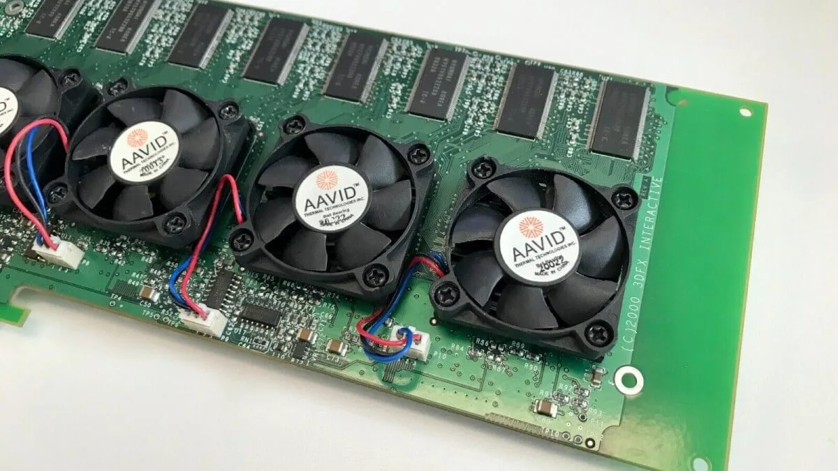 Legendarna karta graficzna sprzedała się na aukcji za 15 tysięcy dolarów