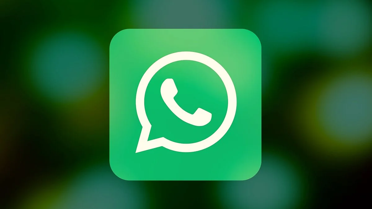 WhatsApp z opcją znajdowania firmy i tworzenia ankiet. To istotne nowości