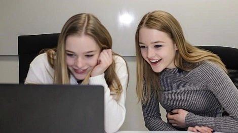 Windows Hello jest tak dokładne, że rozpoznaje bliźniaki