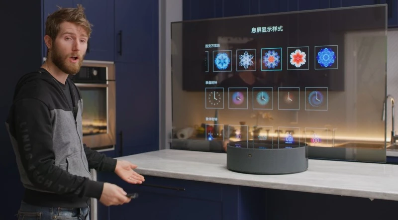 Futurystyczny Mi TV Lux jest fascynujący i rozczarowujący jednocześnie