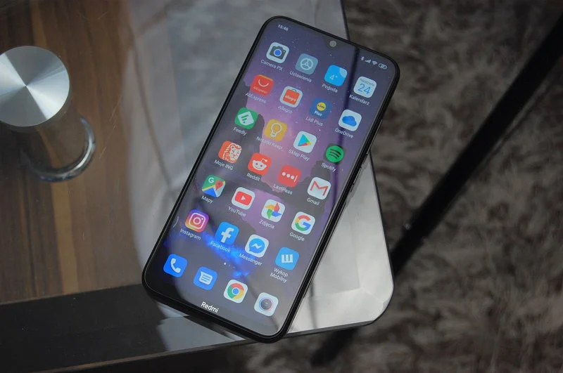 Xiaomi odpiera zarzuty o szpiegostwo i… aktualizuje swoje przeglądarki