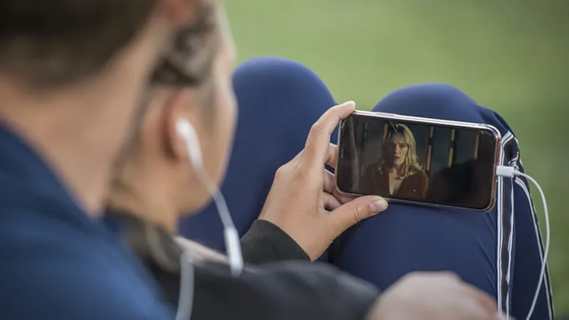 Przerwałeś oglądanie YouTube na telefonie? Teraz wznowisz je w przeglądarce