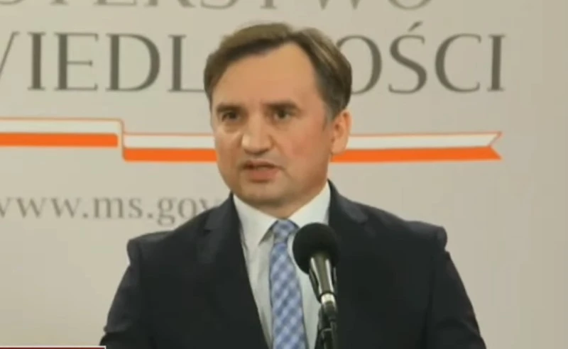 Zbigniew Ziobro chce przyspieszyć prace nad ustawą o wolności słowa w sieci