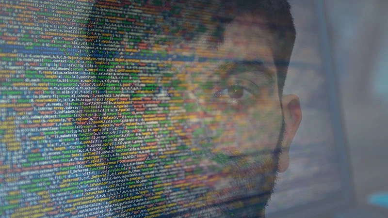 Skazano hakera, który rozpowszechniał szkodliwe oprogramowanie atakujące użytkowników stron z pornografią